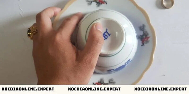 Có nên chơi xóc đĩa hay không?