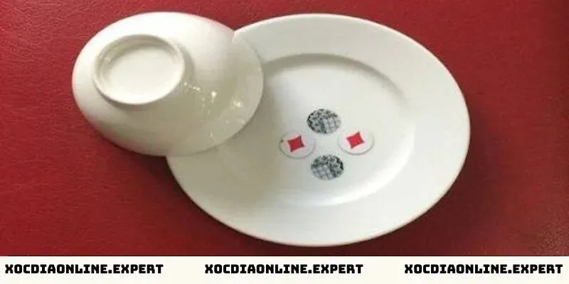 Quân nón xóc đĩa là gì?